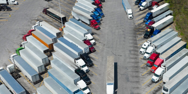 FMCSA driver survey to find ‘monetary benefit’ of truck parking